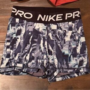 Nike Pro Black and Gray Athletic Shorts New Condition